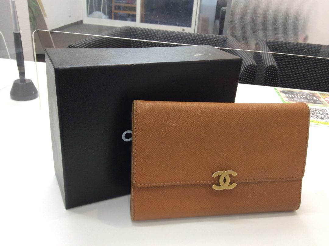 シャネル　財布