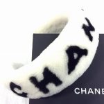 シャネル カチューシャ ファー