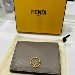 フェンディ 財布