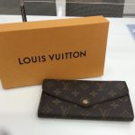 ヴィトン 財布