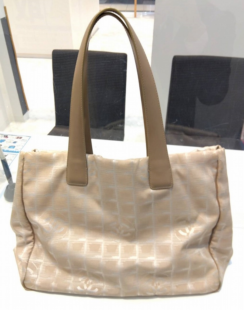 シャネル トートバッグ