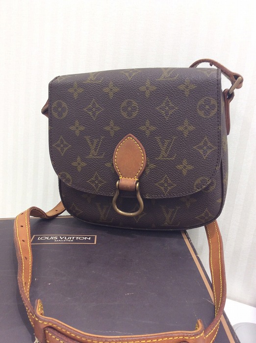 LOUIS VUITTON