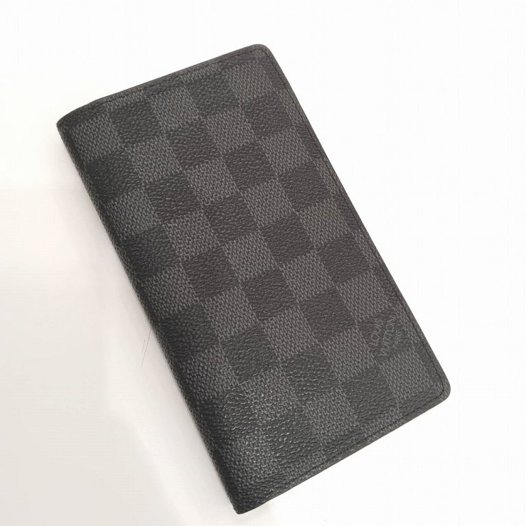 ヴィトン 財布