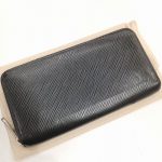 ヴィトン　財布