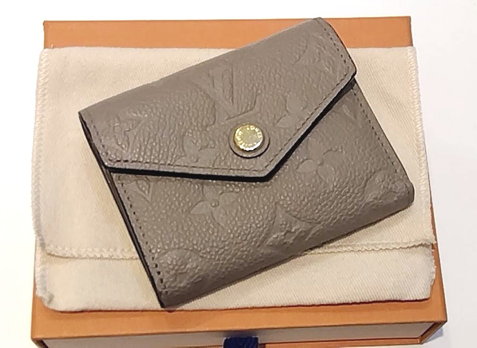 ヴィトン 財布