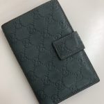グッチ グッチシマ レザー 二つ折り財布 143388