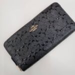 コーチ ラウンドファスナー長財布