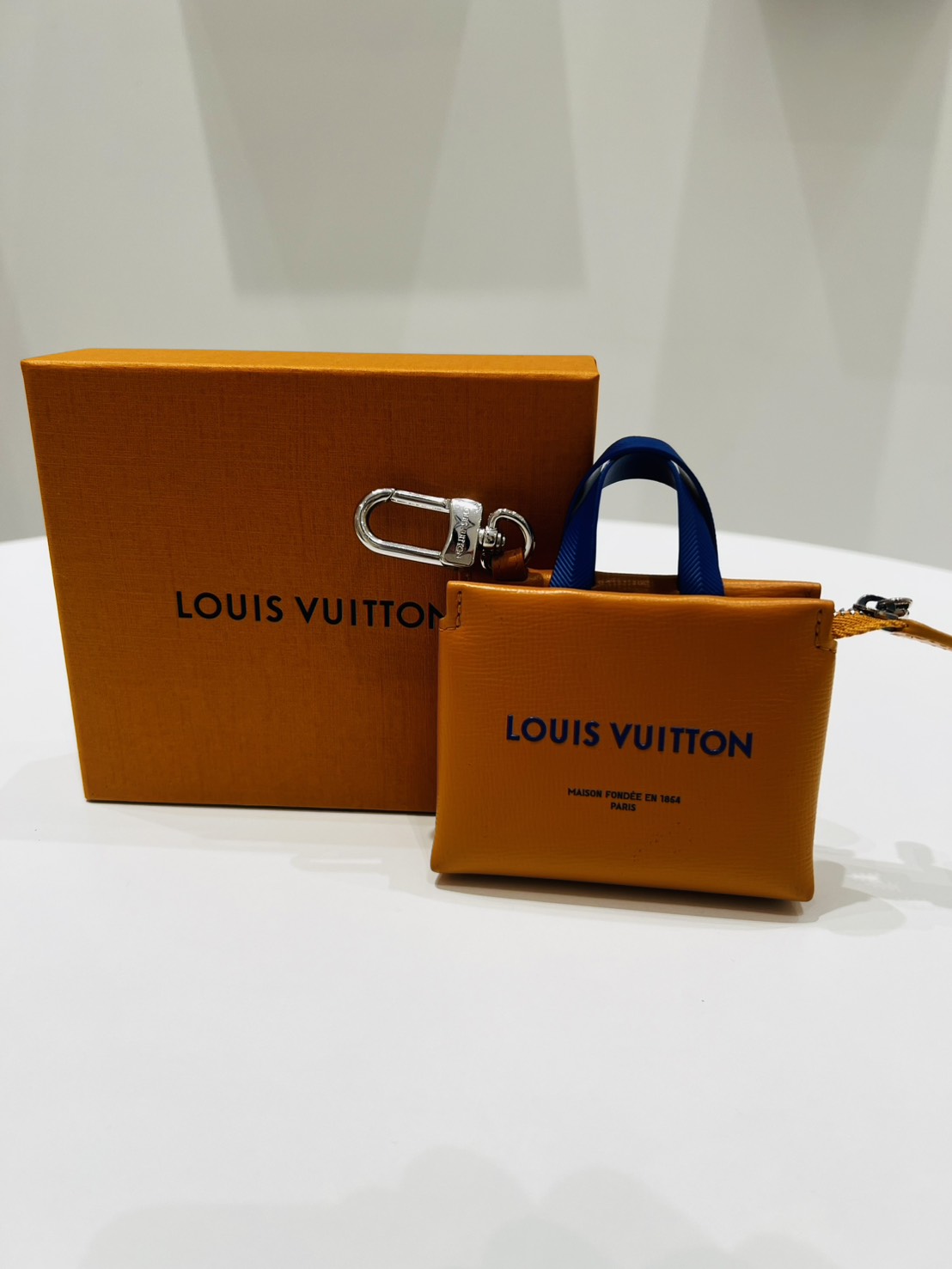 買取実績】Louis Vuitton LVショッパーミニ【岡山店】 – ブランド買取