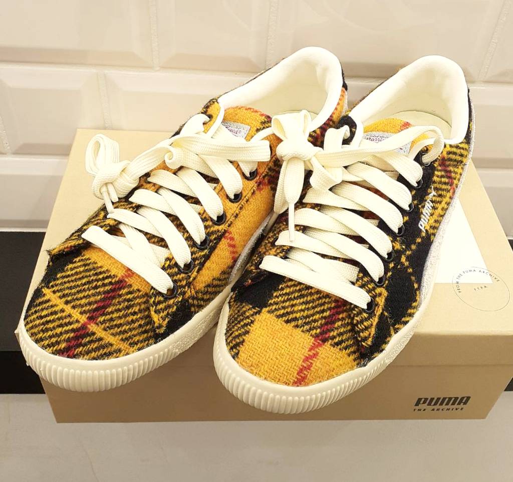 PUMA スニーカー